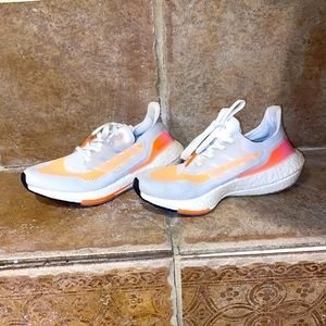 Adidas Ultra Boost Tennis Shoes